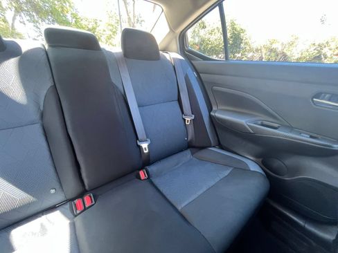 Used 2025 Nissan Versa SV FWD image 35
