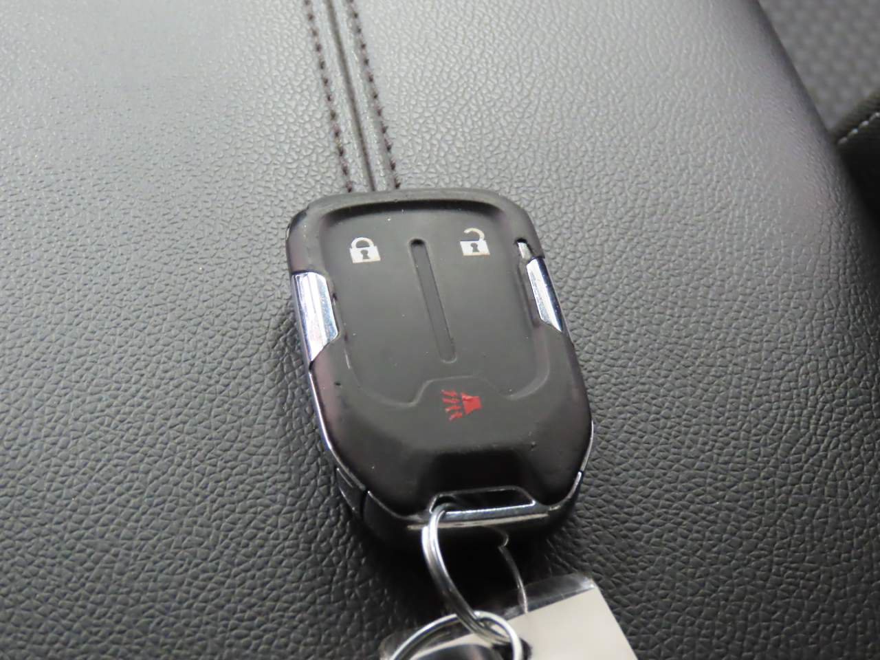 Used 2024 GMC Terrain SLE FWD image 19