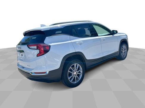 Certified 2024 GMC Terrain SLT AWD/4WD image 9