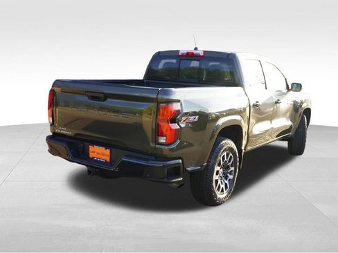 Certified 2023 Chevrolet Colorado Z71 w/ Z71 Convenience Package 2 AWD/4WD image 5