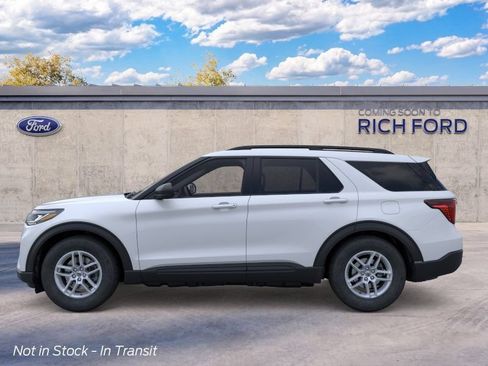 New 2026 Ford Explorer Active RWD image 3