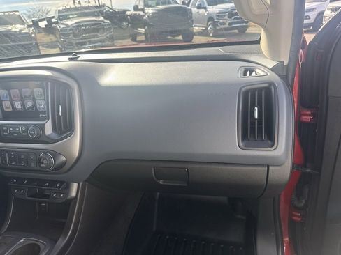 Used 2016 Chevrolet Colorado Z71 image 35
