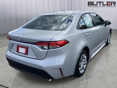 New 2026 Toyota Corolla LE FWD image 5