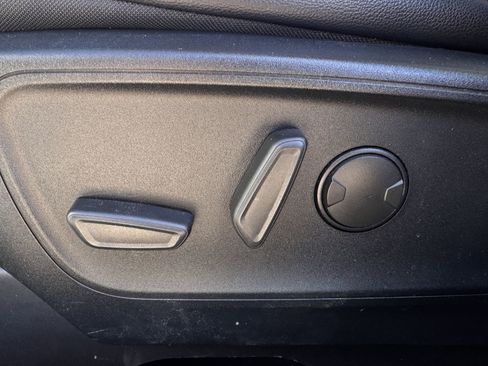 Used 2020 Ford Escape SEL image 27