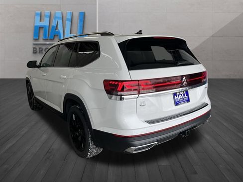 New 2026 Volkswagen Atlas SE image 3