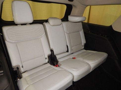 New 2025 Ford Expedition Platinum w/ Platinum Ultimate Package image 17