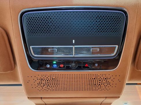 New 2025 Cadillac Celestiq image 8