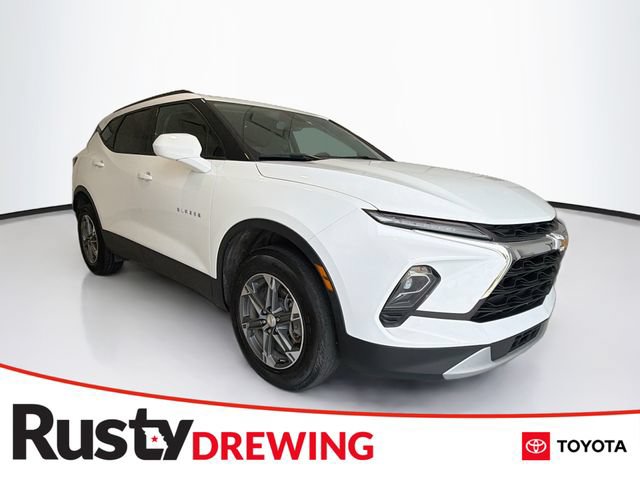Used 2024 Chevrolet Blazer LT w/ Convenience Package FWD image 1