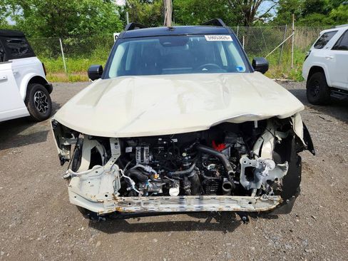 Used 2025 Ford Bronco Sport Outer Banks w/ Outer Banks Tech Package+ AWD/4WD image 2