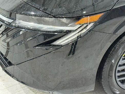 New 2026 Nissan Sentra SV image 9