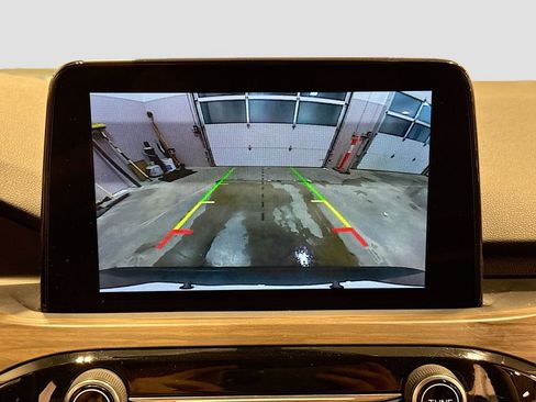 Certified 2020 Ford Escape Titanium image 12