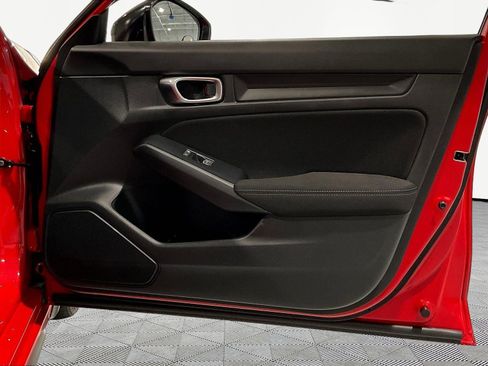 Used 2025 Honda Civic Sport image 26
