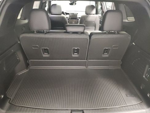 New 2026 GMC Acadia Denali w/ Super Cruise Package image 16