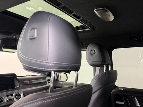 Used 2025 Mercedes-Benz G 550 image 22