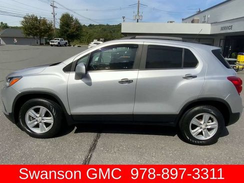 Used 2019 Chevrolet Trax LT w/ LT Convenience Package AWD/4WD image 6