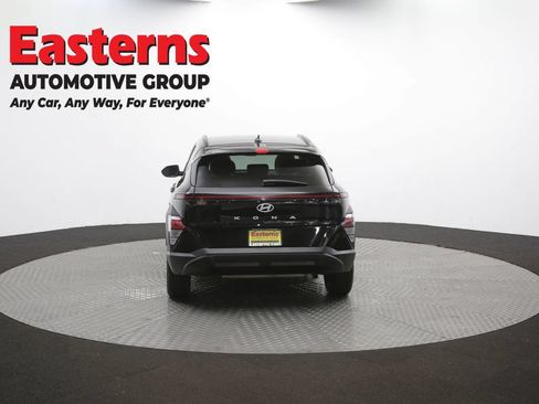 Used 2024 Hyundai Kona SEL FWD image 46