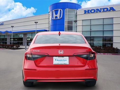 Certified 2024 Honda Civic EX image 5