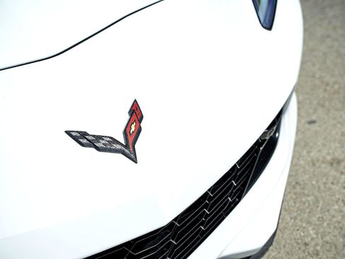 Used 2017 Chevrolet Corvette Grand Sport image 9