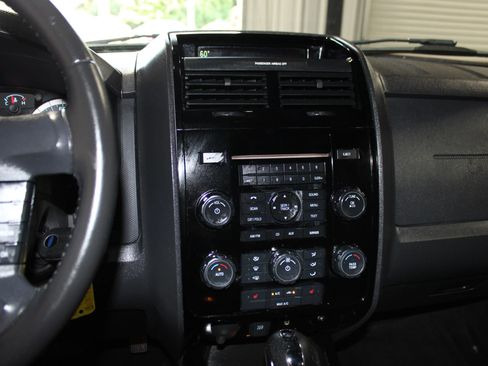 Used 2012 Ford Escape Limited FWD image 14