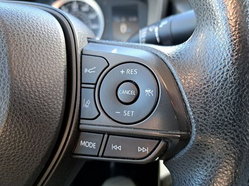 Certified 2021 Toyota Corolla LE image 22