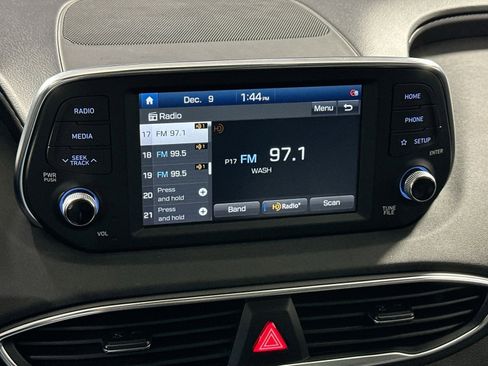 Used 2020 Hyundai Santa Fe SEL image 23