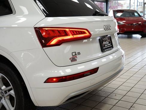 Used 2019 Audi Q5 2.0T Premium image 12