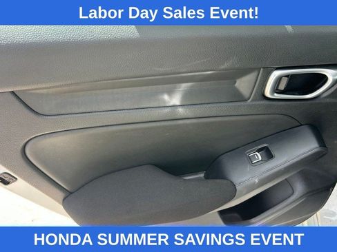 Used 2024 Honda Civic Sport image 10
