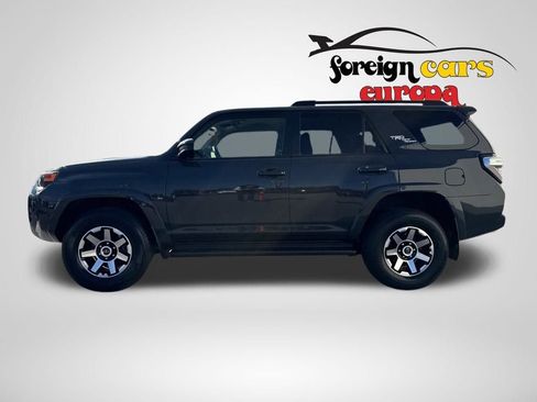 Used 2024 Toyota 4Runner TRD Off-Road image 4