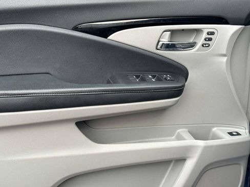 Certified 2019 Honda Ridgeline RTL-E image 18