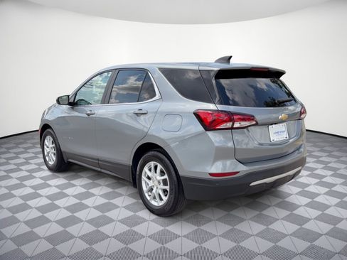 Certified 2024 Chevrolet Equinox LT FWD image 3