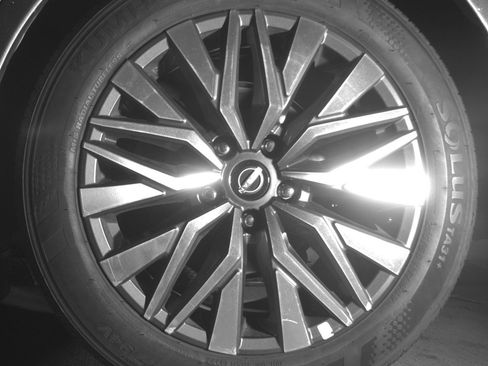 Used 2025 Nissan Altima 2.5 SV image 14