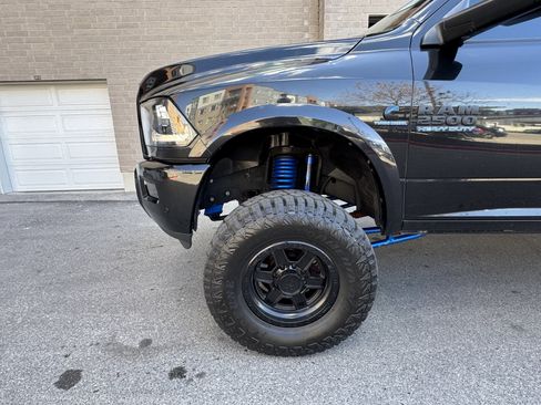 Used 2018 RAM 2500 Laramie w/ Sport Appearance Group AWD/4WD image 15