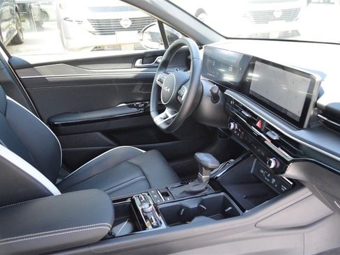 Used 2025 Kia K5 GT-Line image 18