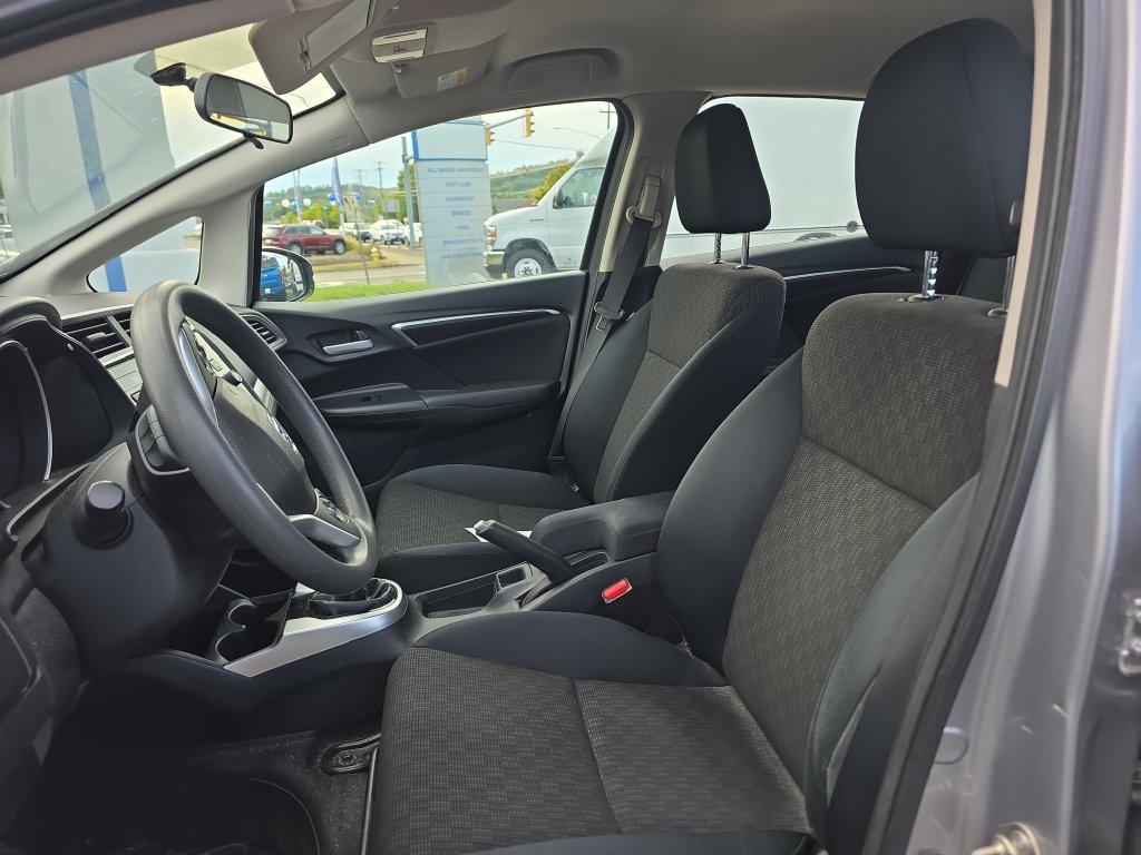 Used 2017 Honda Fit LX image 21