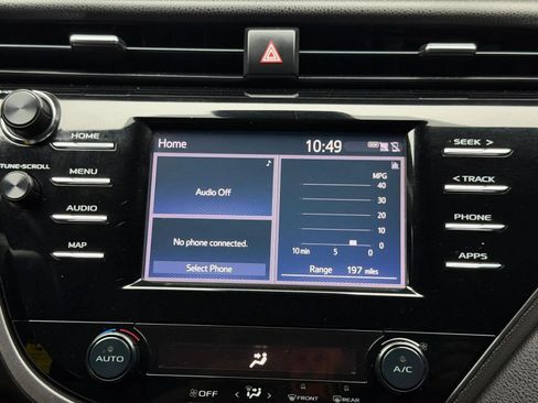 Used 2019 Toyota Camry SE FWD image 24