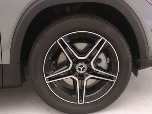 New 2026 Mercedes-Benz GLB 250 image 13