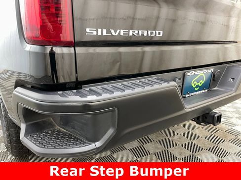 Used 2025 Chevrolet Silverado 1500 W/T w/ WT Value Package image 9