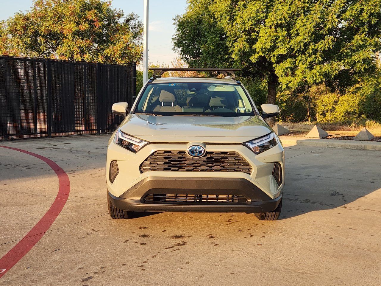 Used 2023 Toyota RAV4 XLE w/ Convenience Package AWD/4WD image 2
