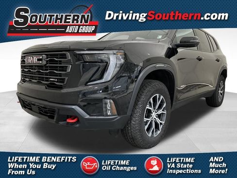 Used 2024 GMC Acadia AT4 w/ Luxury Package AWD/4WD image 1