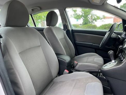 Used 2012 Nissan Sentra 2.0 SR FWD image 23
