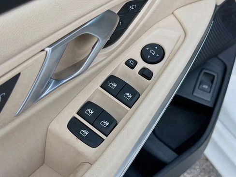 New 2025 BMW 330i Sedan w/ Convenience Package RWD image 23
