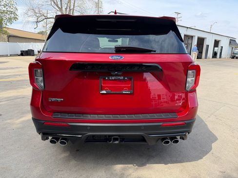 Used 2020 Ford Explorer ST w/ ST Street Pack image 30