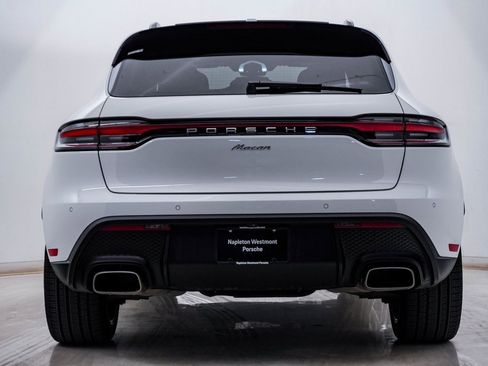 Certified 2025 Porsche Macan image 10