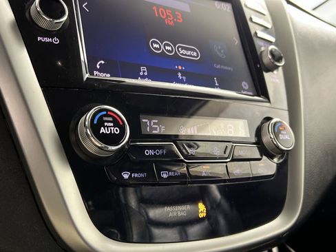 Used 2023 Nissan Murano SV image 19