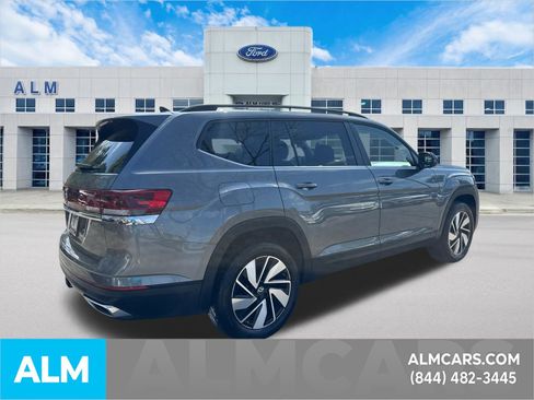 Used 2025 Volkswagen Atlas SE image 5