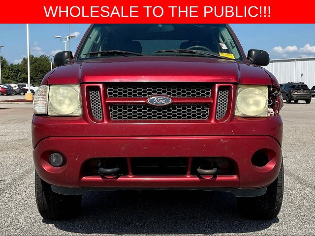 Used 2004 Ford Explorer Sport Trac XLT AWD/4WD image 2