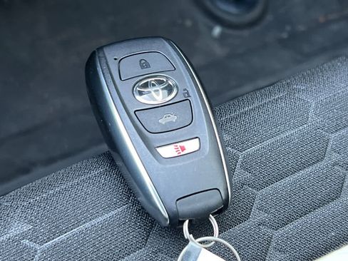 Used 2025 Toyota GR86 w/ ALL Weather Mat Package (TMS) image 21