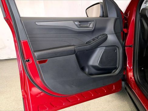 Used 2025 Ford Escape Active FWD image 25