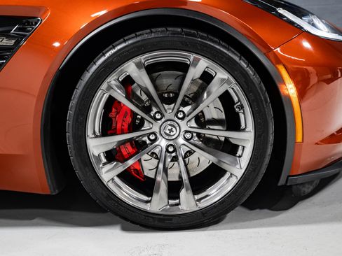 Used 2015 Chevrolet Corvette Z06 w/ Battery Protection Package image 13