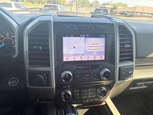 Used 2018 Ford F150 Lariat w/ Equipment Group 502A Luxury AWD/4WD image 50